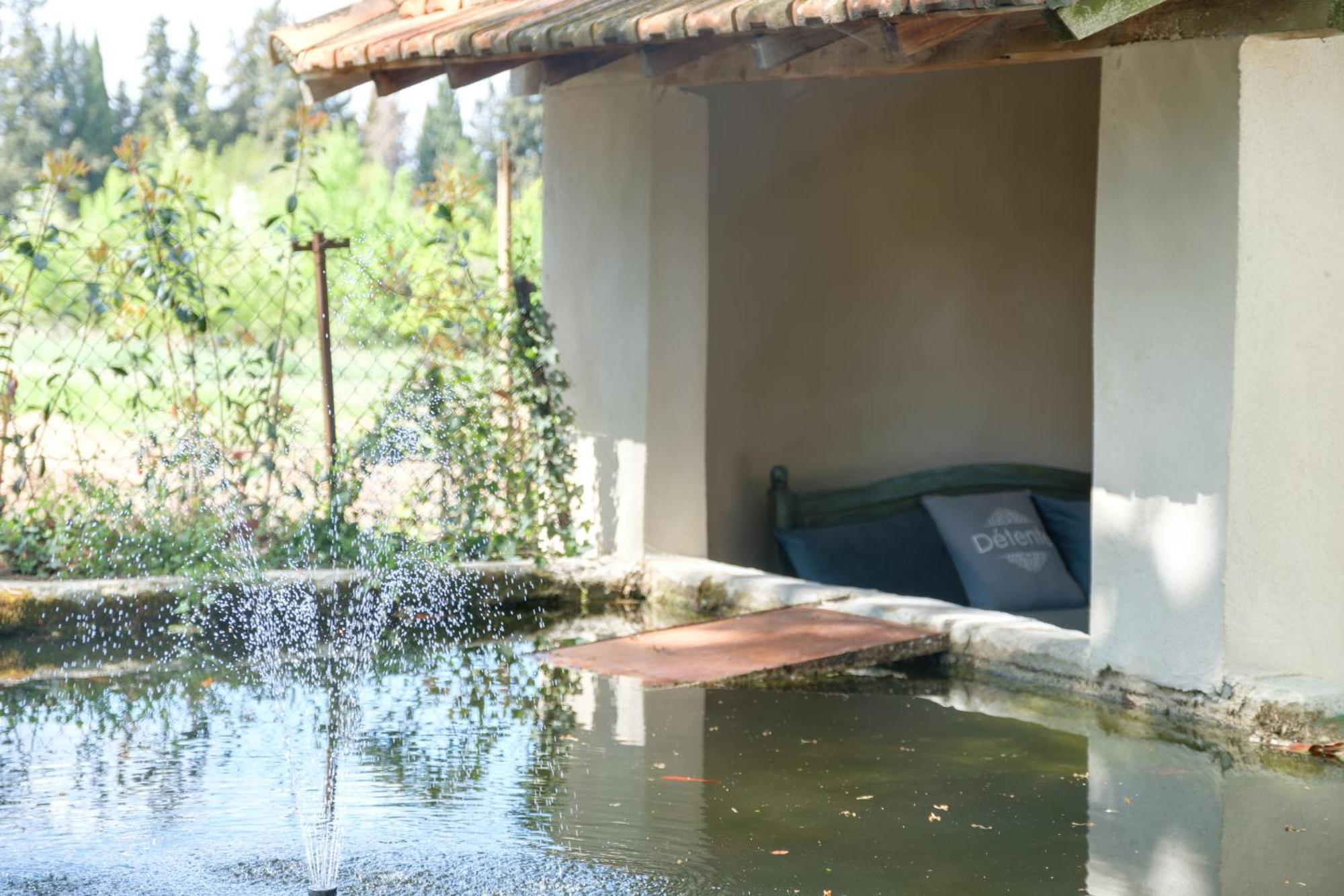 Mas neuf de Romanin : Mas Provençal Familial Saint-Rémy-de-Provence Zimmer foto