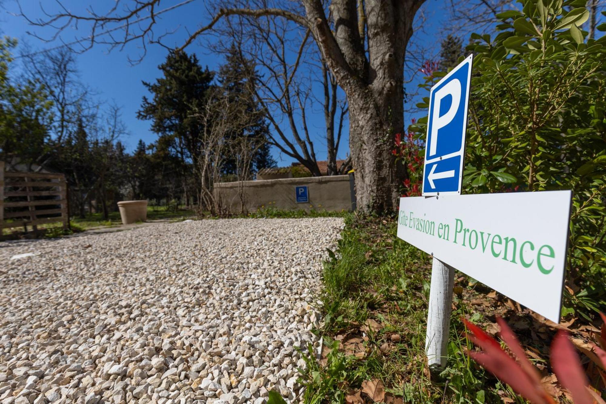 Mas neuf de Romanin : Mas Provençal Familial Saint-Rémy-de-Provence Zimmer foto